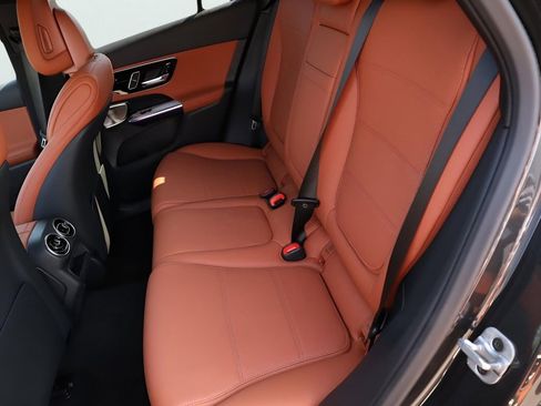 New 2026 Mercedes-Benz GLC 300 4MATIC image 23