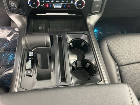 Used 2025 Ford F150 Lariat w/ Equipment Group 502A High image 21