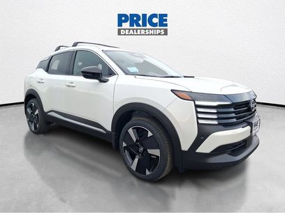 New 2026 Nissan Kicks SR w/ Cold Weather Package