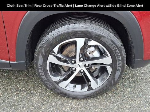 Used 2024 Chevrolet Trax RS w/ Driver Confidence Package image 12