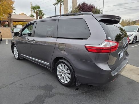 Used 2017 Toyota Sienna Limited Premium w/ Advanced Technology Package image 6