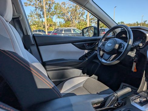 Used 2018 Subaru Crosstrek 2.0i Premium image 12