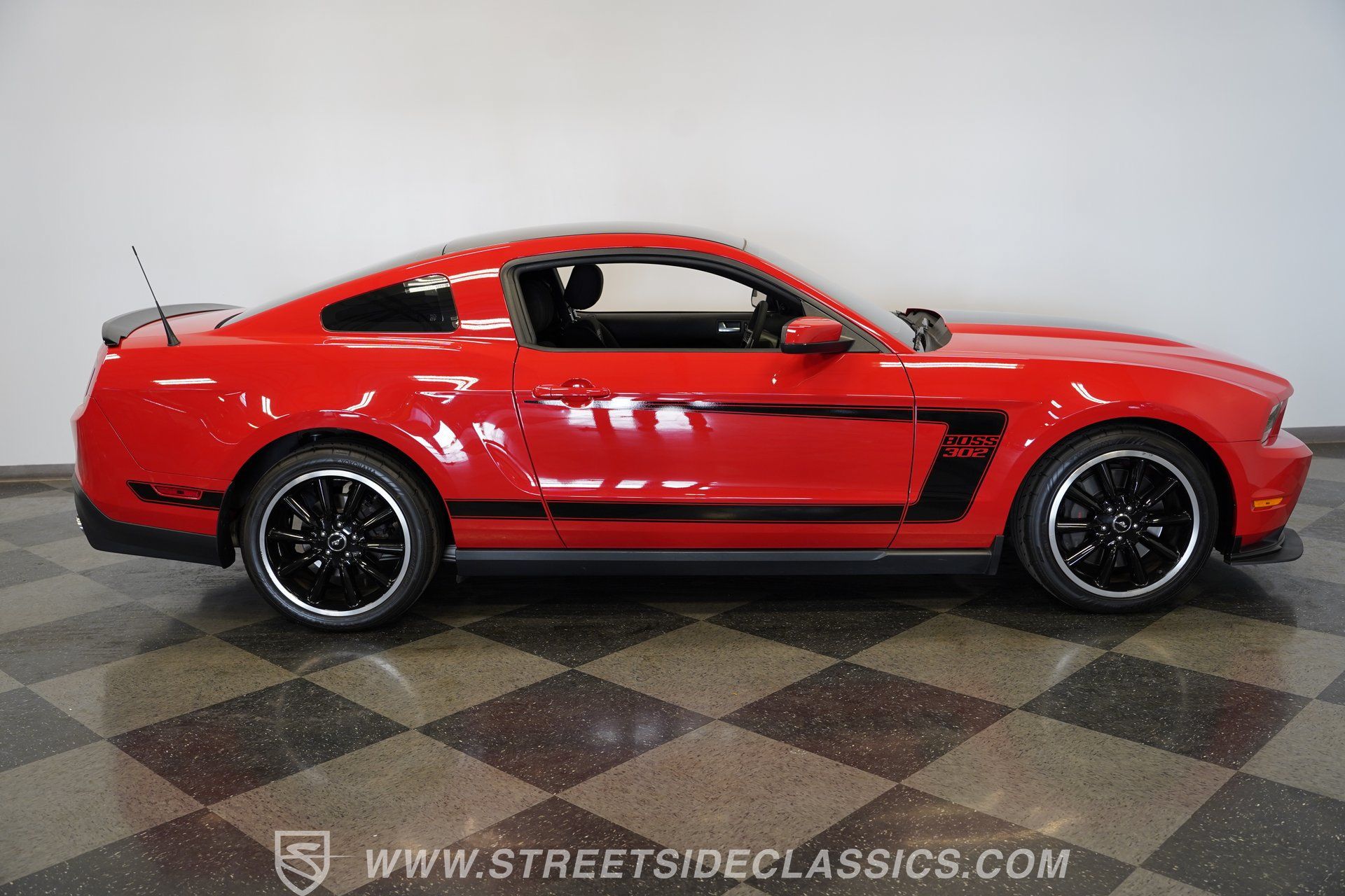 Used 2012 Ford Mustang Boss 302 RWD image 15