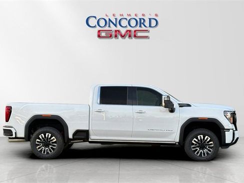 New 2026 GMC Sierra 3500 Denali Ultimate image 3