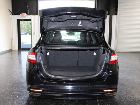 Used 2016 Ford Fusion Titanium FWD image 31