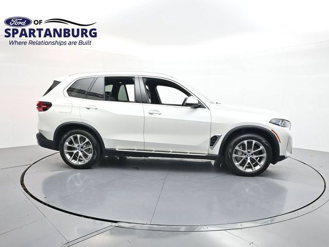Used 2025 BMW X5 xDrive50e AWD/4WD image 8