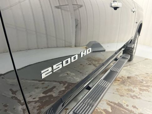 Used 2024 Chevrolet Silverado 2500 LTZ w/ LTZ Convenience Package image 26