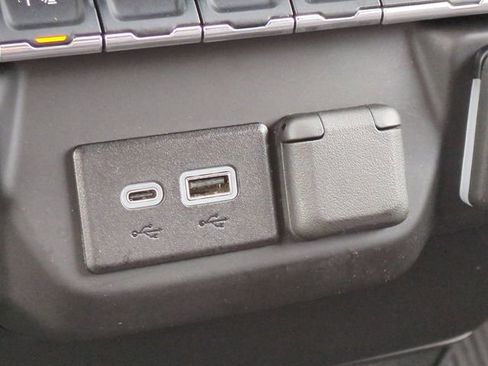 Certified 2024 Chevrolet Silverado 2500 Custom w/ Custom Value Package image 26