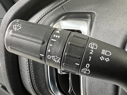 Used 2025 Ford Expedition Platinum AWD/4WD image 27