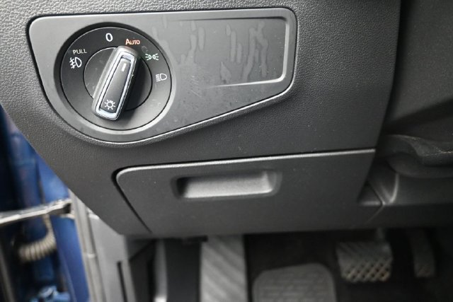 Used 2020 Volkswagen Tiguan SEL FWD image 16