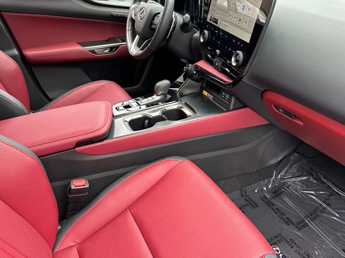 Certified 2026 Lexus NX 350h AWD w/ Accessory Package (2T) image 35