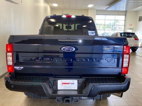 Certified 2022 Ford F250 Lariat w/ Lariat Ultimate Package image 6