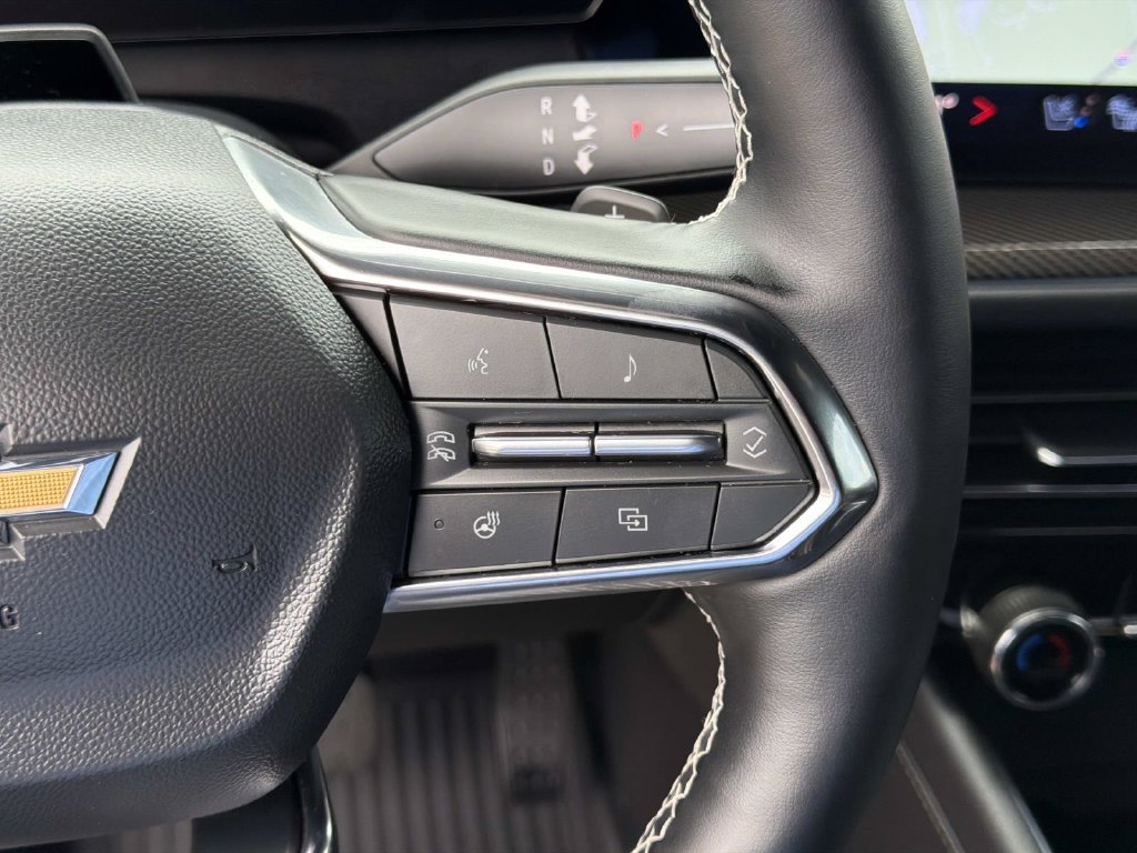 Used 2025 Chevrolet Traverse High Country w/ LPO, Floor Liner Package FWD image 28