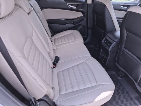 Used 2019 Ford Edge SEL w/ Equipment Group 201A FWD image 20