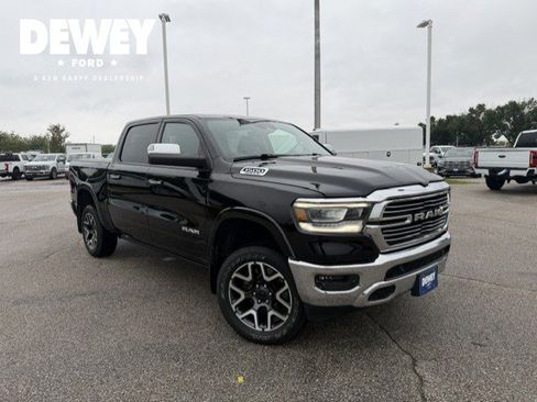 Used 2019 RAM 1500 Laramie AWD/4WD image 1