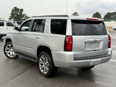 Used 2020 Chevrolet Tahoe LT w/ Luxury Package RWD image 5
