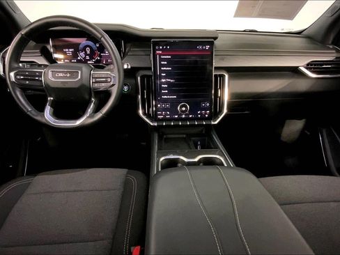 Used 2025 GMC Acadia Elevation AWD/4WD image 15