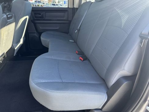 Used 2019 RAM 1500 Express image 17