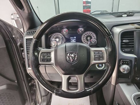 Used 2016 RAM 1500 Limited RWD image 39