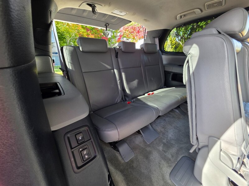 Used 2008 Toyota Sequoia Limited AWD/4WD image 18