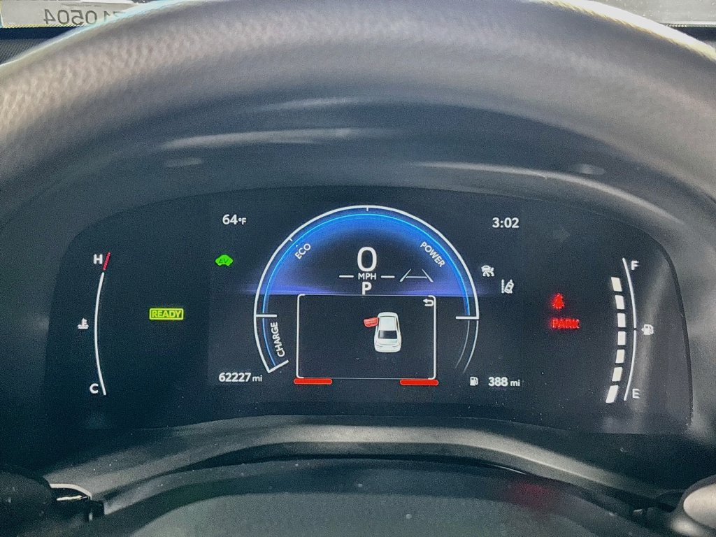 Used 2025 Toyota Camry LE FWD image 14