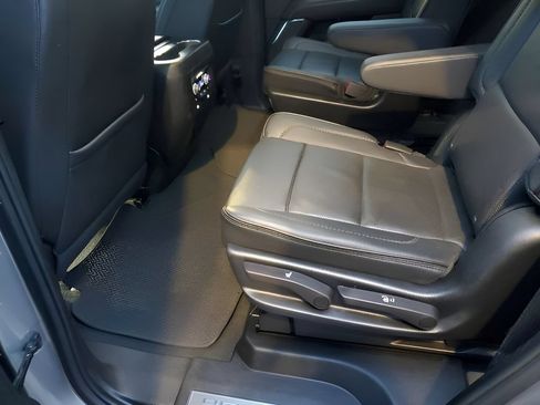 Used 2023 GMC Yukon Denali AWD/4WD image 24