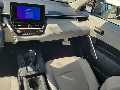 New 2026 Toyota Corolla Cross L FWD image 28
