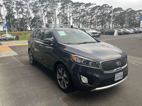 Used 2017 Kia Sorento SX AWD/4WD image 23