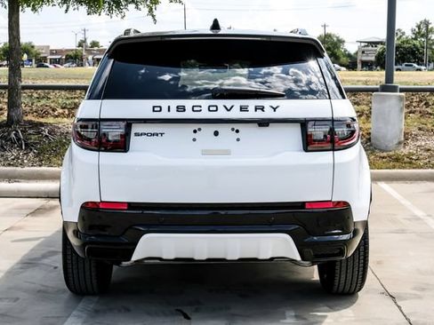 New 2026 Land Rover Discovery Sport Landmark AWD/4WD image 10