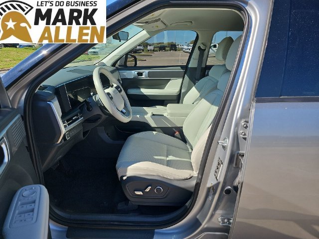Used 2026 Hyundai Santa Fe SEL FWD image 18
