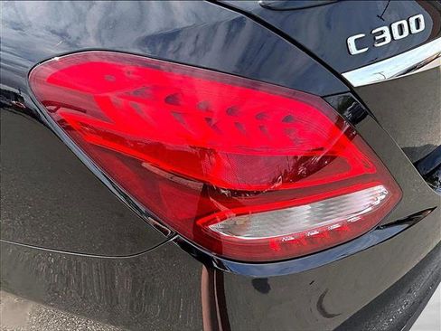 Used 2018 Mercedes-Benz C 300 4MATIC Sedan image 29