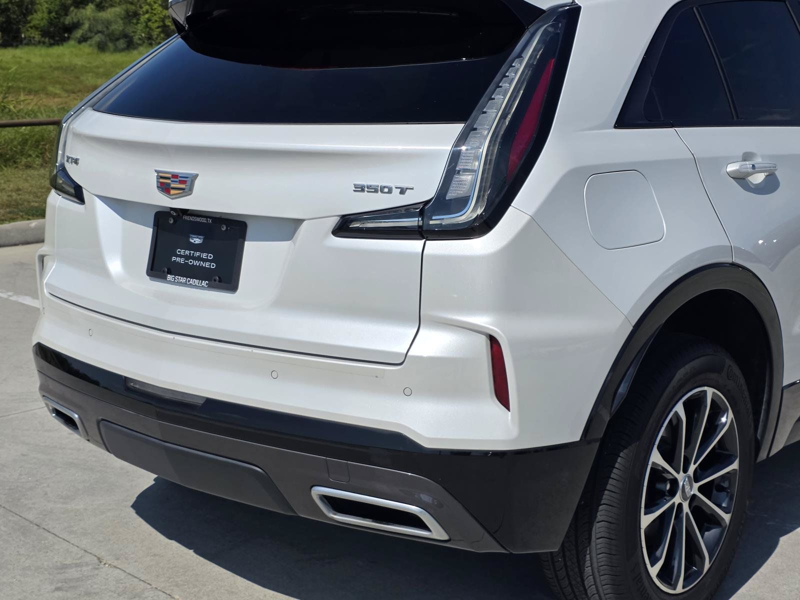 Used 2024 Cadillac XT4 Sport FWD image 11