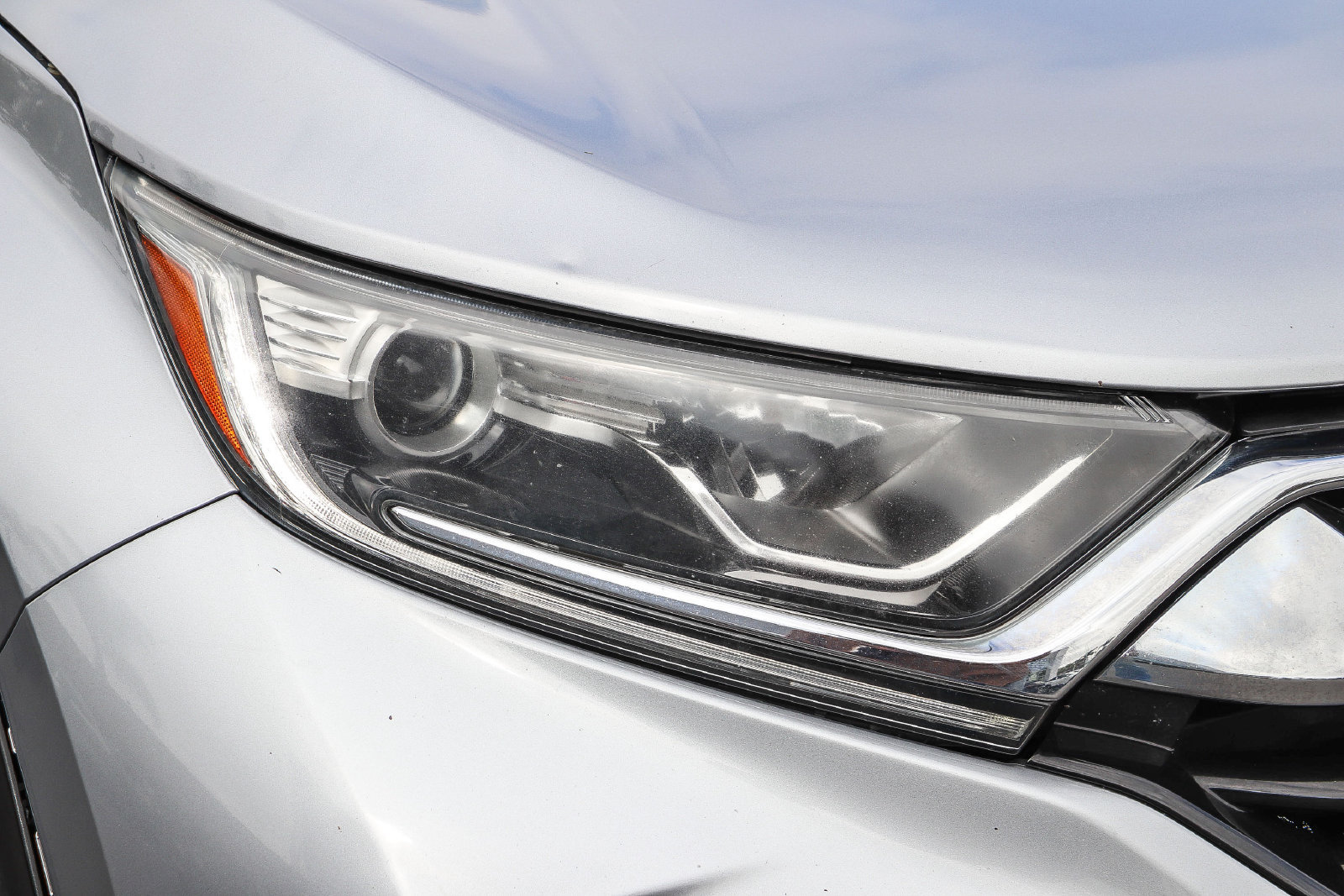 Used 2019 Honda CR-V LX image 4