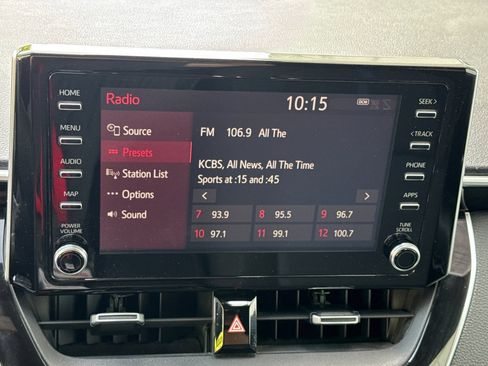 Used 2020 Toyota Corolla SE image 21