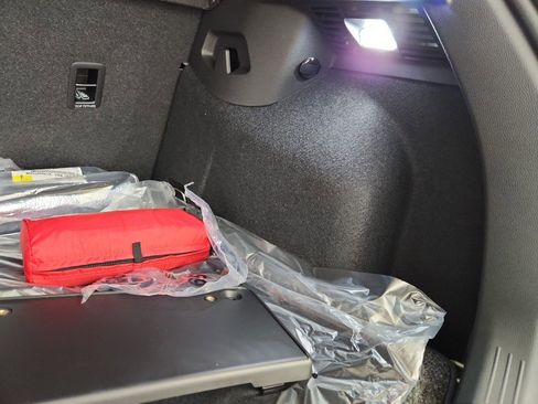 New 2026 Volkswagen GTI SE image 36