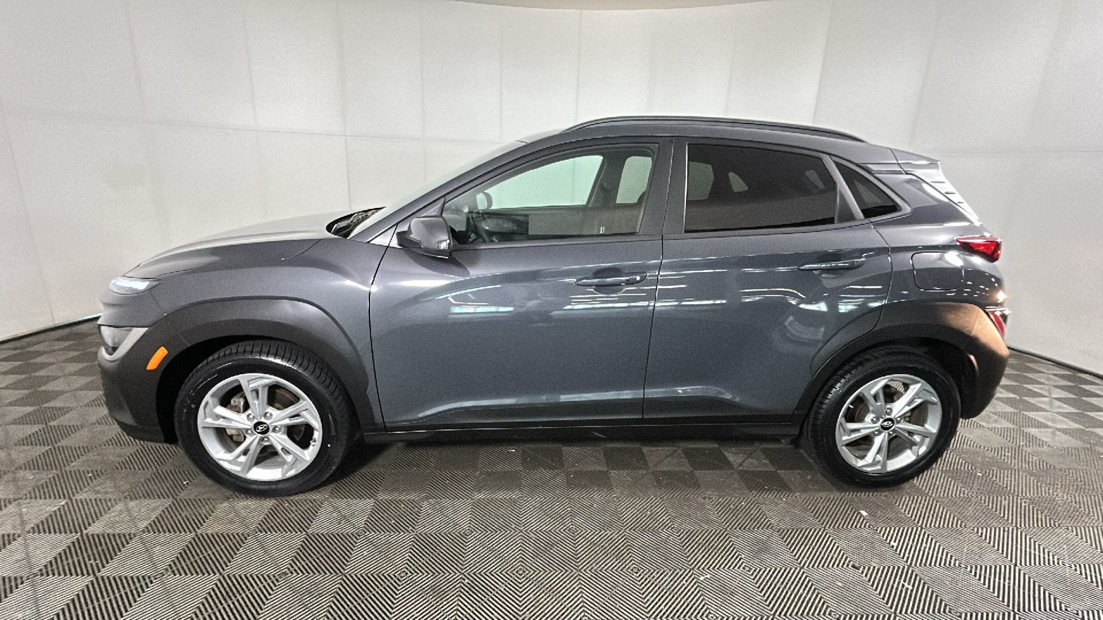 Certified 2023 Hyundai Kona SEL FWD image 7