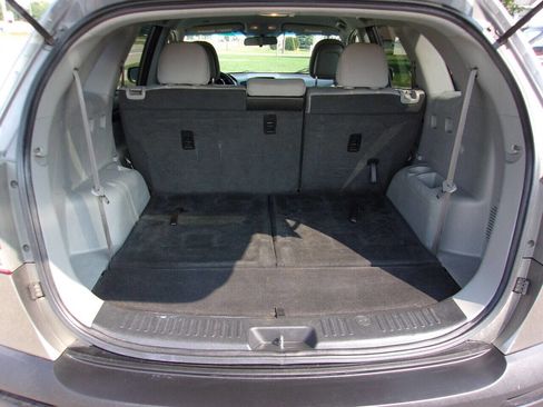 Used 2013 Kia Sorento LX image 12