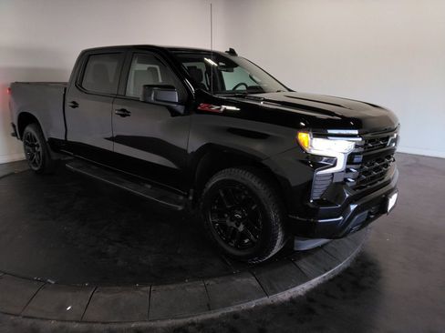 Used 2022 Chevrolet Silverado 1500 RST image 4