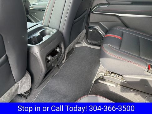 New 2026 Chevrolet Traverse RS w/ LPO, Floor Liner Package AWD/4WD image 32