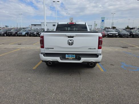 Used 2023 RAM 1500 Laramie AWD/4WD image 5