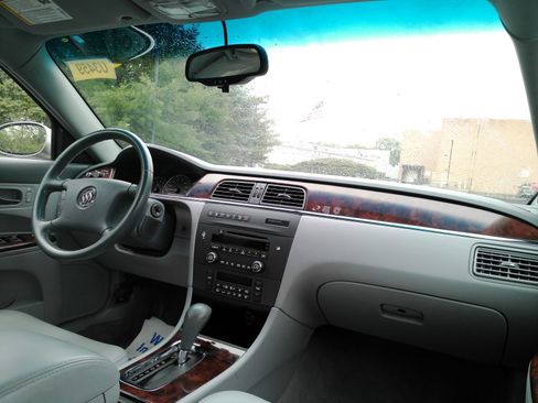 Used 2007 Buick LaCrosse CXL w/ Chromed Appearance Package FWD image 15