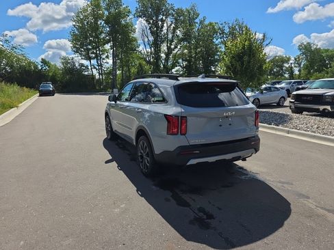 Used 2023 Kia Sorento SX Prestige AWD/4WD image 5