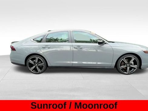 Used 2023 Honda Accord Sport image 8