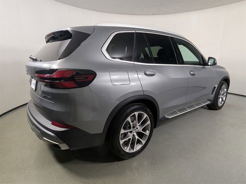 Used 2024 BMW X5 xDrive40i image 7