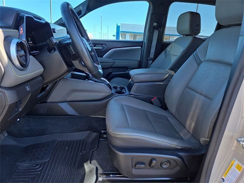 Used 2023 Chevrolet Colorado ZR2 w/ ZR2 Convenience Package III image 10