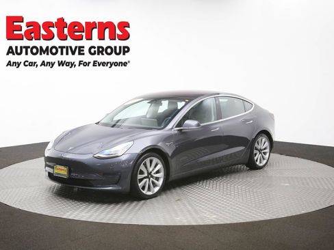 Used 2018 Tesla Model 3 Long Range image 52