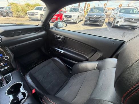 Used 2019 Ford Mustang GT Premium w/ Equipment Group 401A RWD image 43