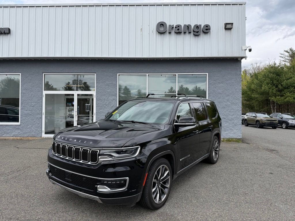 Used 2022 Jeep Wagoneer Series III w/ Premium Group I AWD/4WD image 1