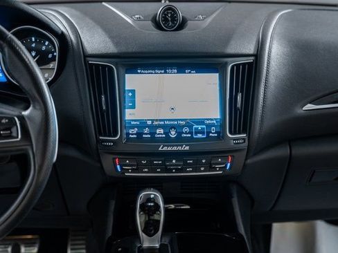 Used 2018 Maserati Levante S GranSport image 18