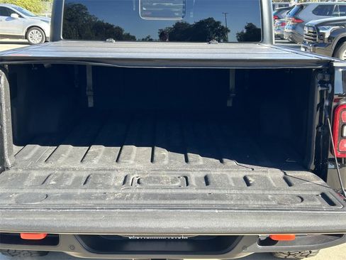 Used 2025 Jeep Gladiator Mojave w/ Safety Group image 15